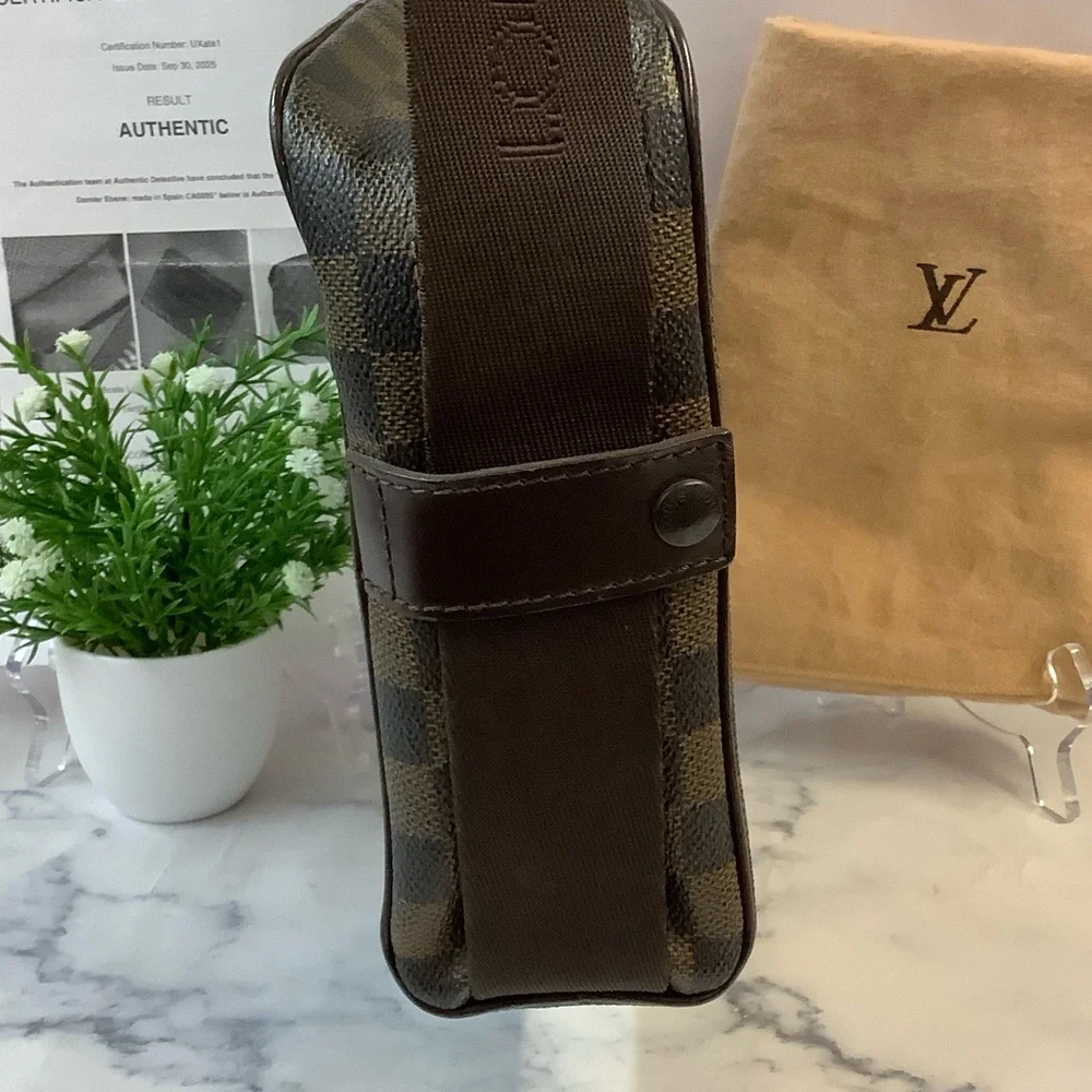 GUC Louis Vuitton Damier Ebene Olav Crossbody Bag